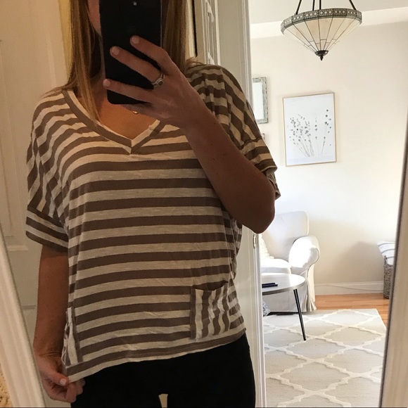 Lilly Lou Tops - Lilly Lou Striped Tee Size Medium Lilly Lou Tops - Lilly Lou Striped Tee Size Medium